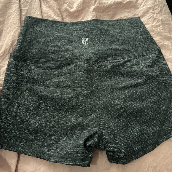 Shorts - Picture 2 of 3